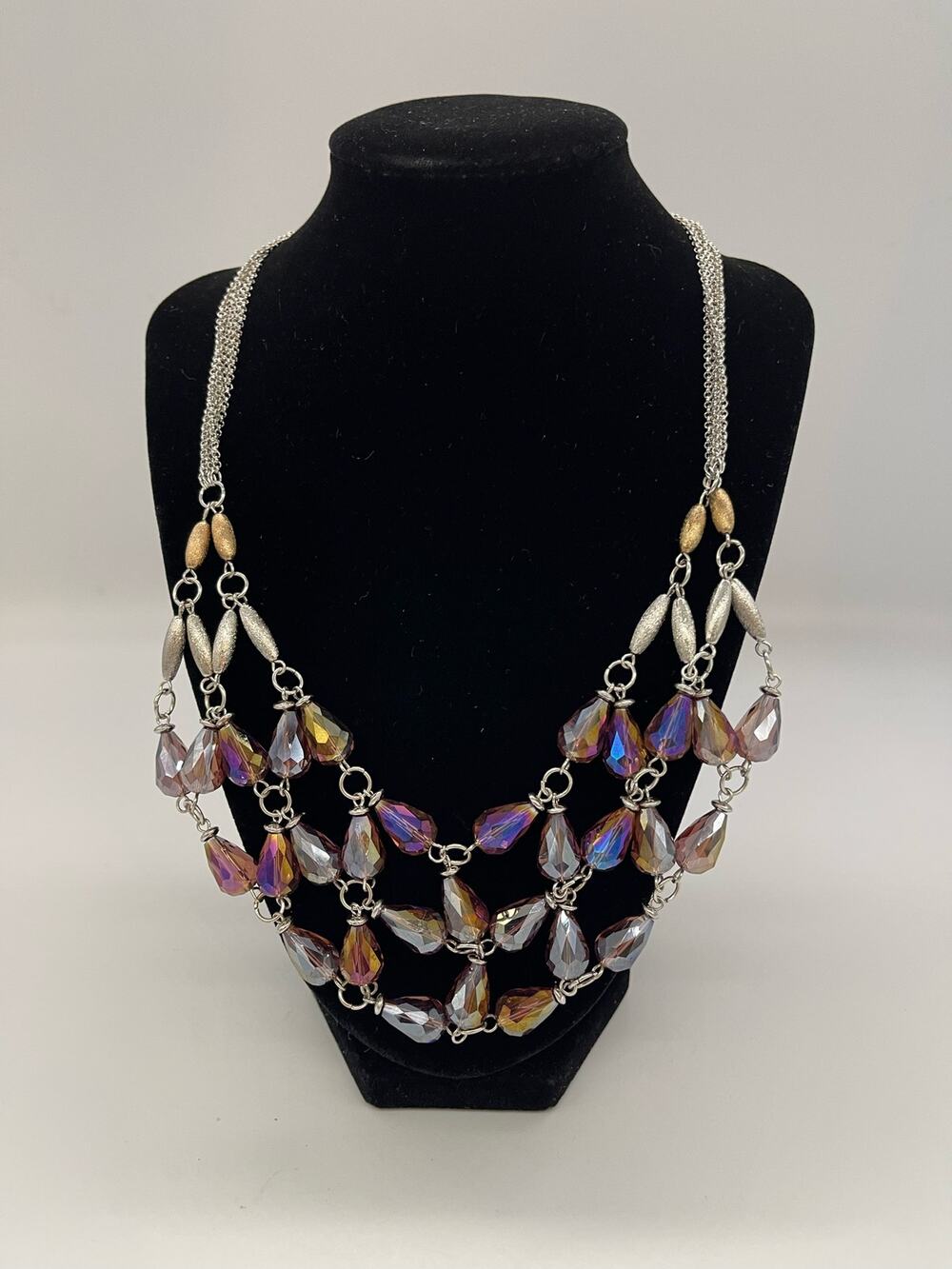 Simply Vera Wang Beaded Iridescent Necklace 20"